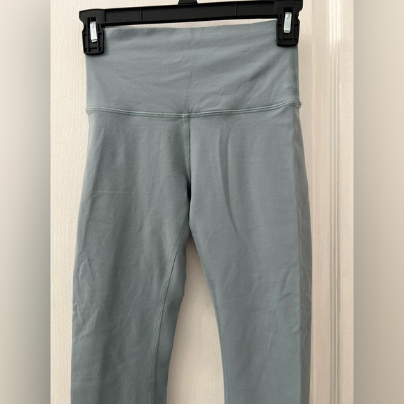Lululemon Wunder Under Crop (High-Rise) *Full-On Luon 21" Blue Cast (Size 4) - Picture 8 of 12